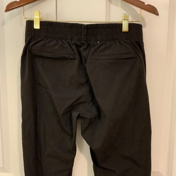 Athleta Black Trekkie Mid Crop Zip Ankle Pants Quick Dry Lightweight Size 4 - Picture 7 of 11